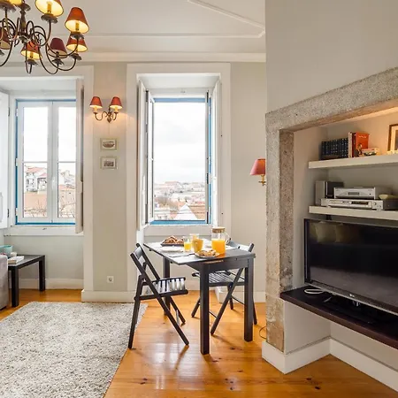 Bright Tailor Made By The Castle * Lisboa